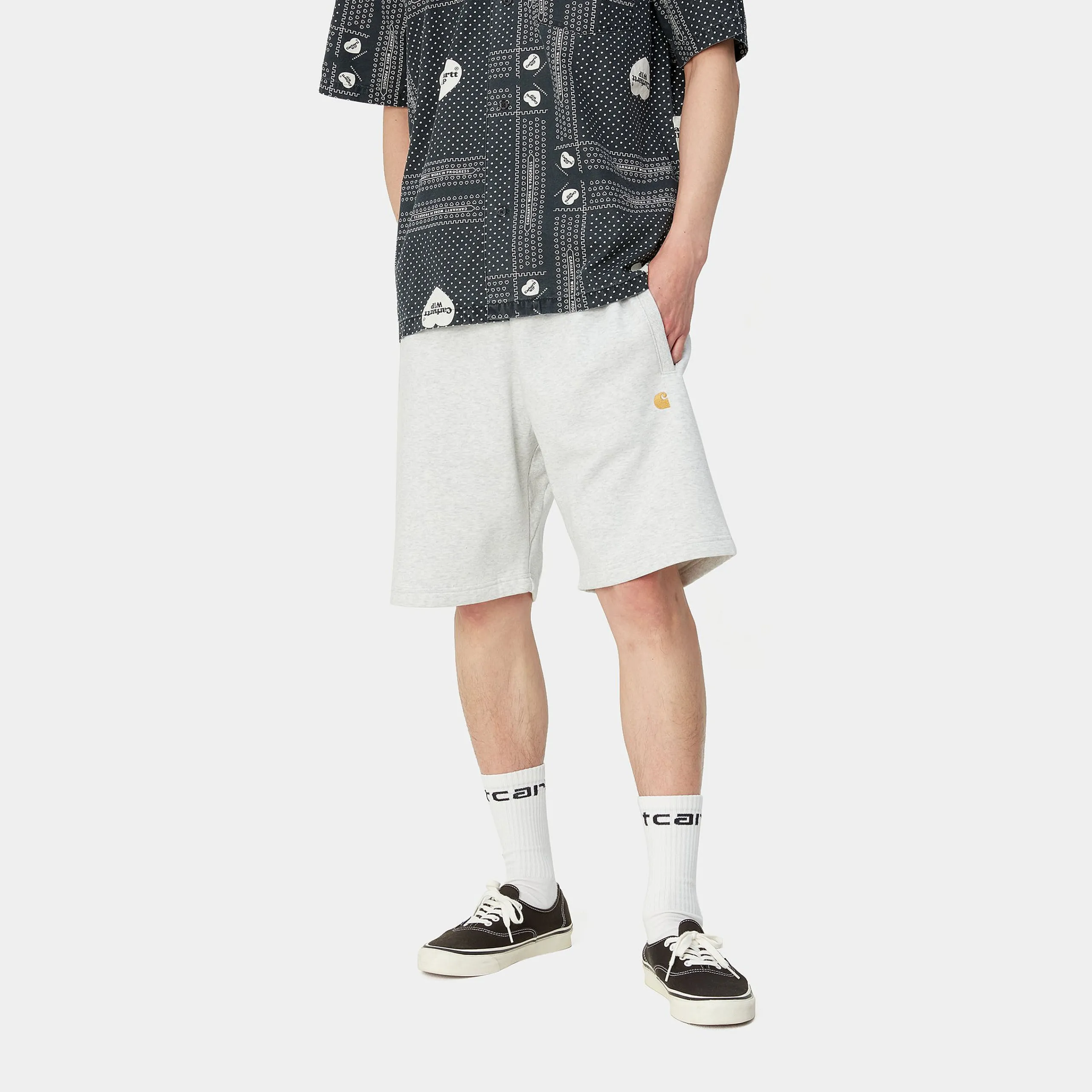 Sweats|Shorts & Badehosen>Carhartt WIP Chase Sweat Short Ash Heather / Gold