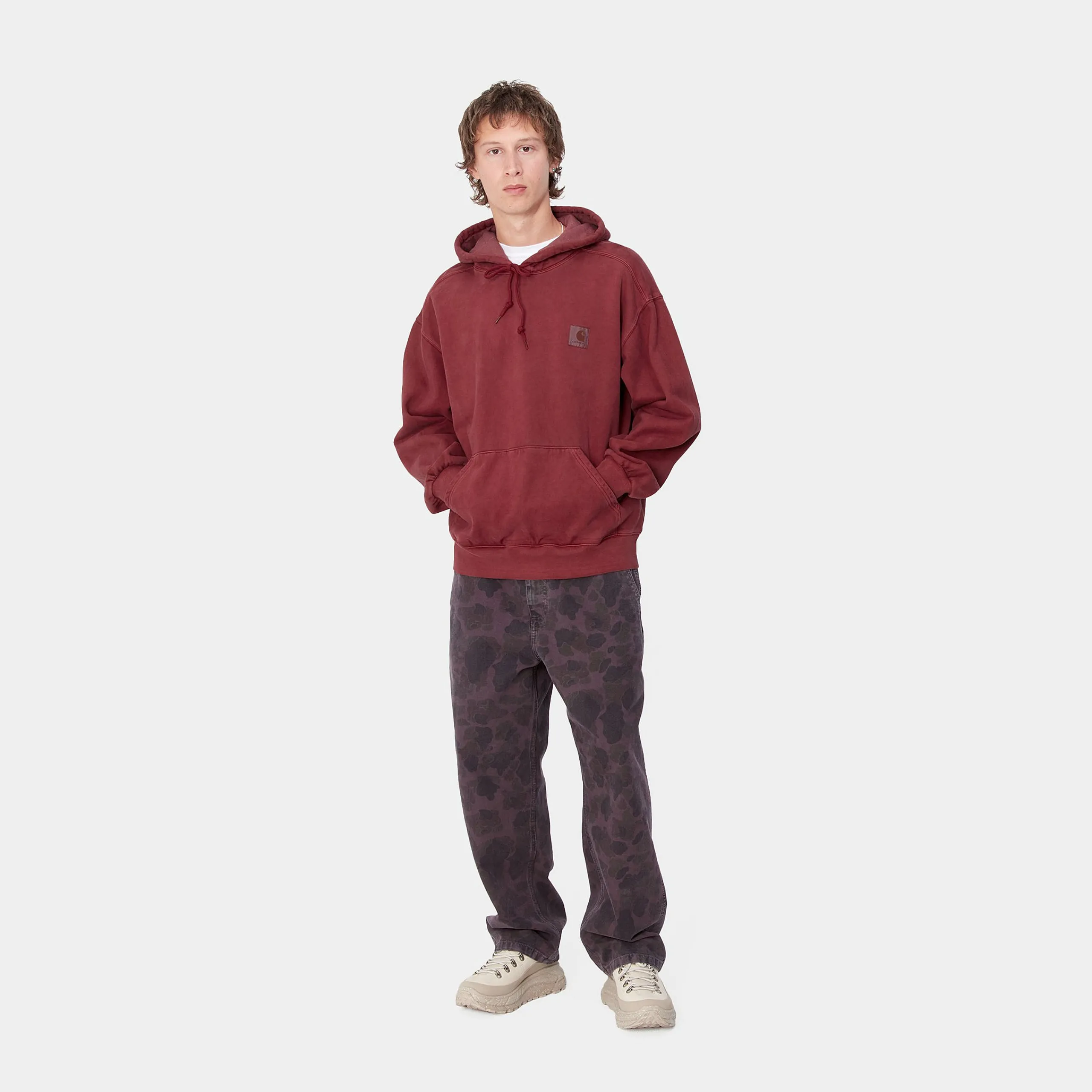 Sweats>Carhartt WIP Hooded Vista Sweat Scarlet