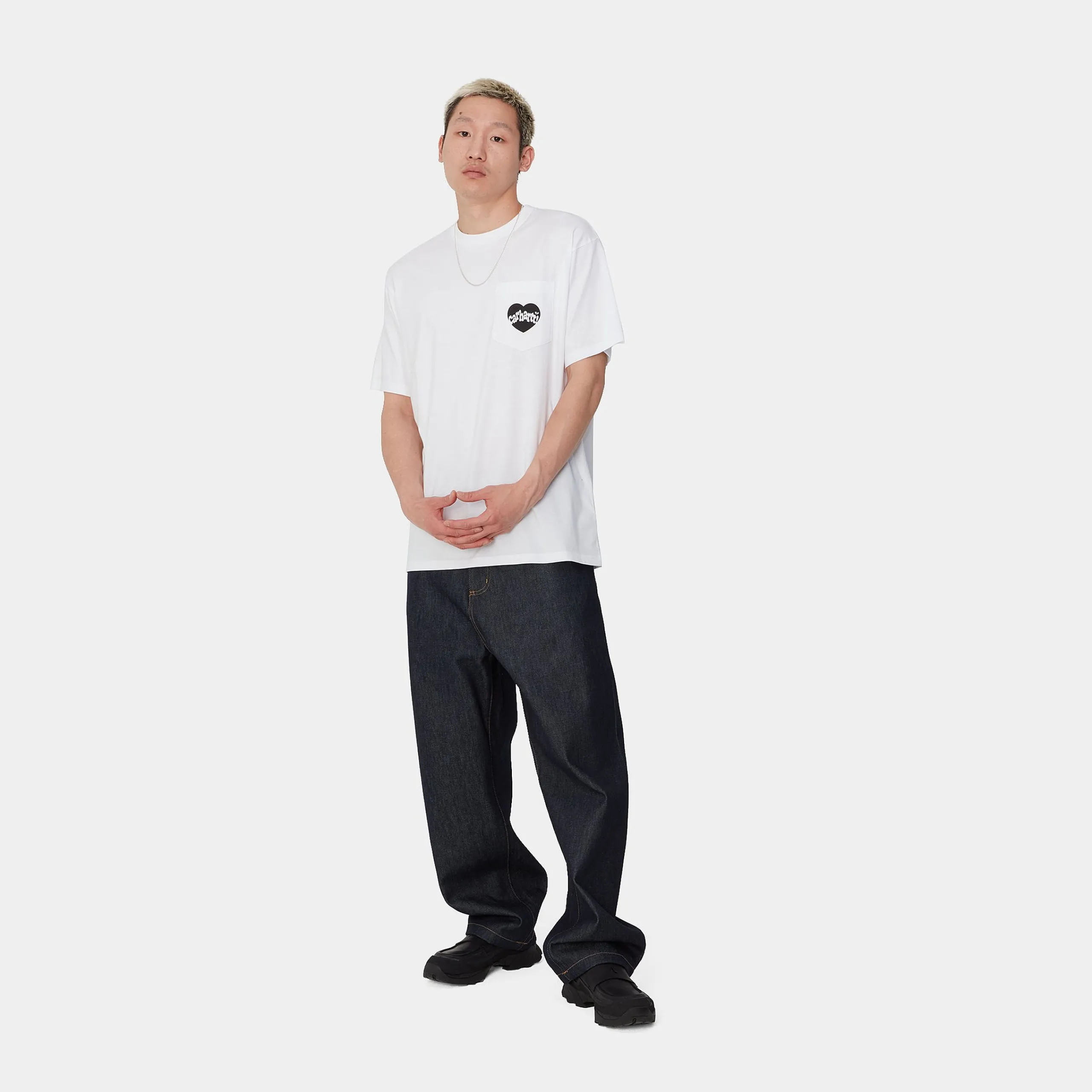 T-Shirts & Polos>Carhartt WIP S/S Amour Pocket T-Shirt White / Black